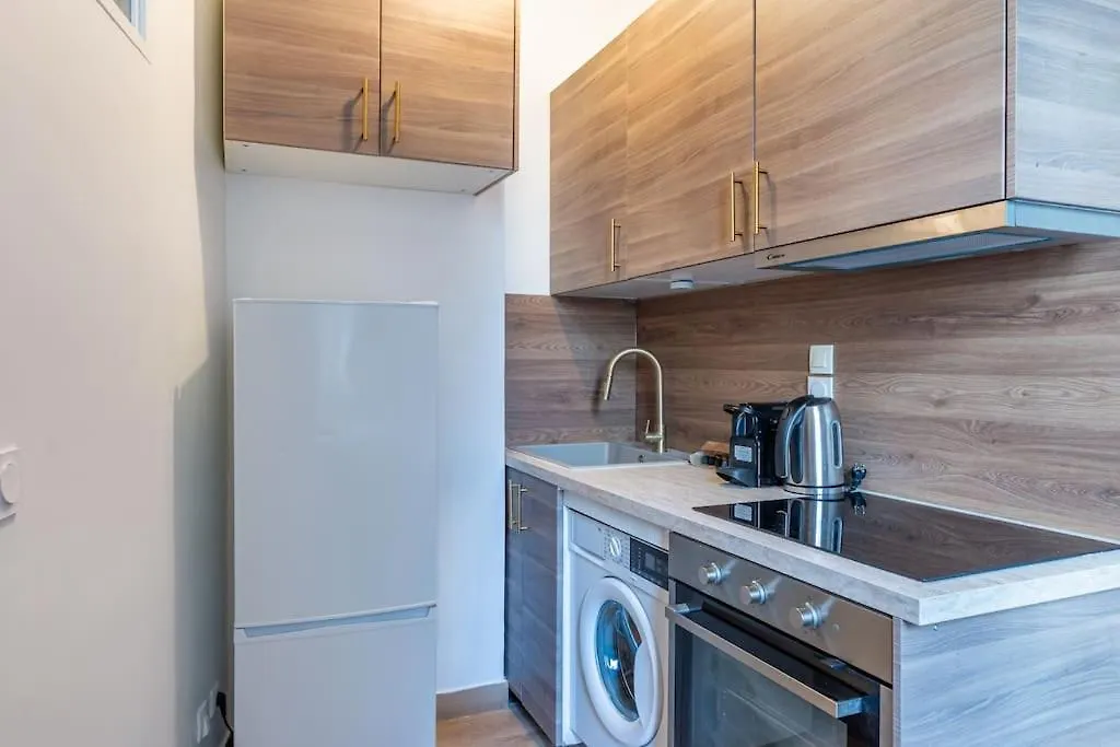 Appartement Metro Alexandre Dumas - II Paris Frankrike